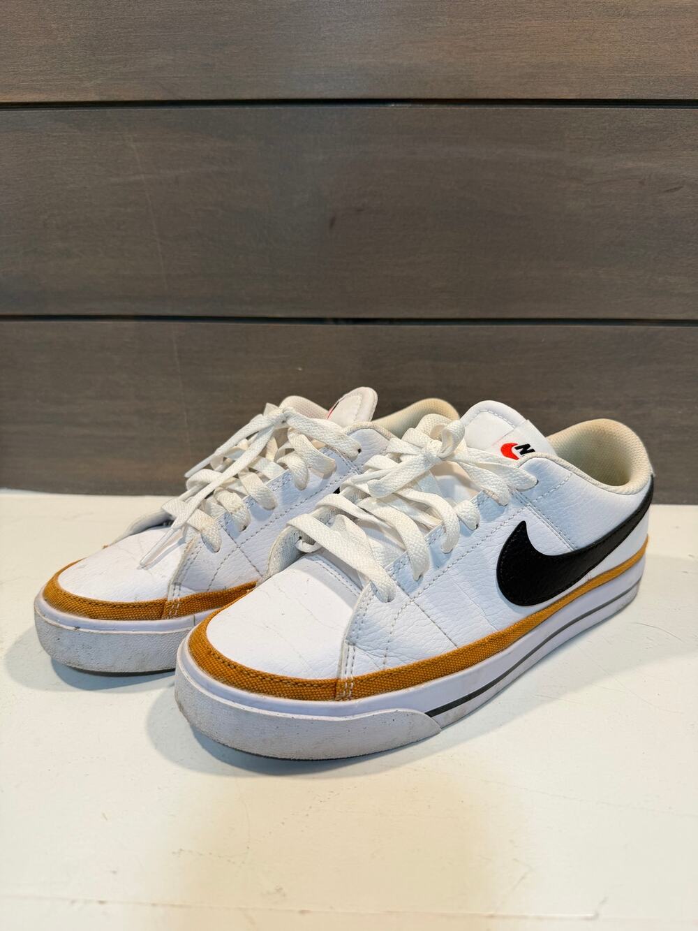 Nike Womens Court Legacy Next Nature Sneakers White Tan Sz 7 Preppy